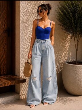 Fashion Nova Light Wash Distressed Wide Leg Jeans Size 3